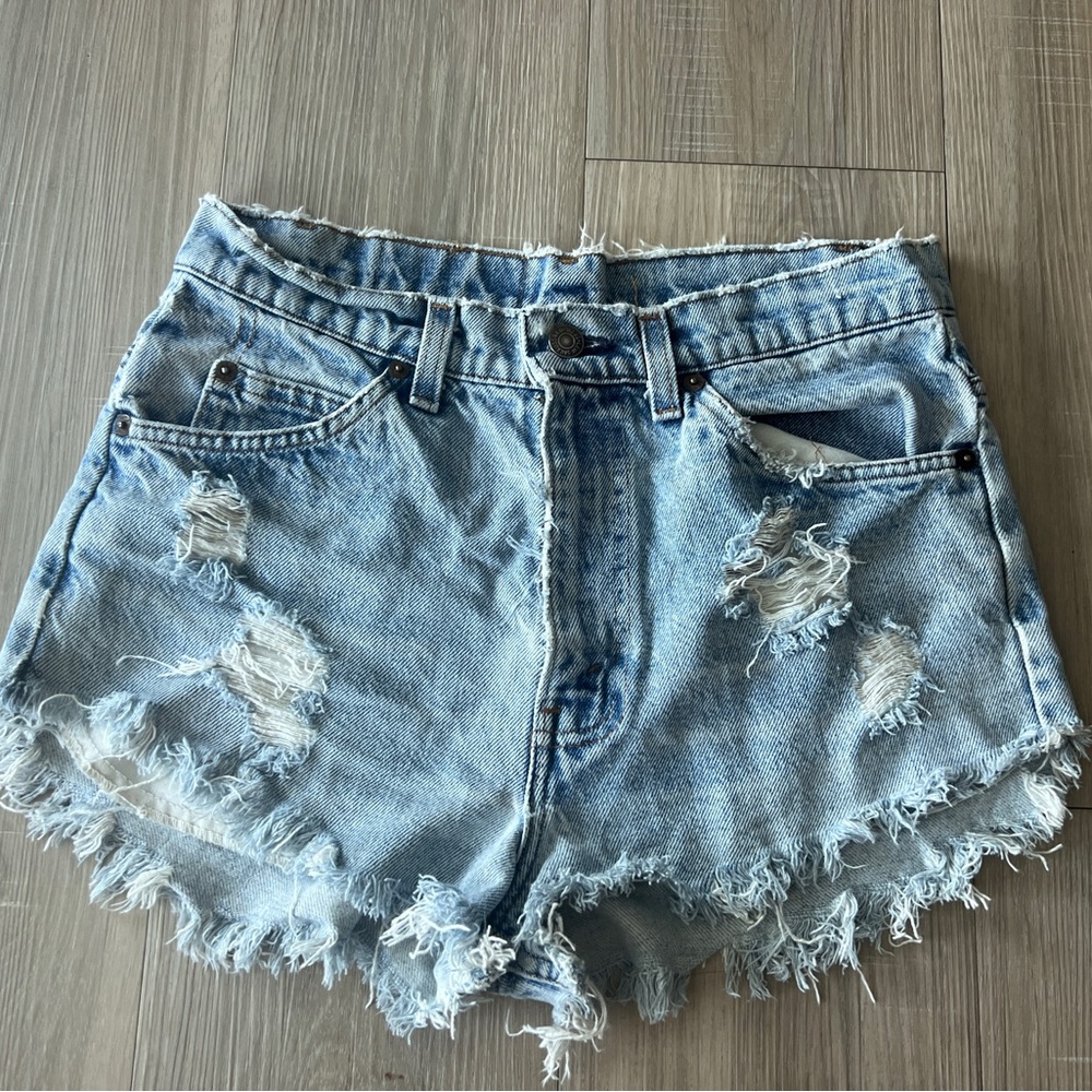 8 pairs of Levi’s shorts sizes 2/4 - Picture 2 of 15